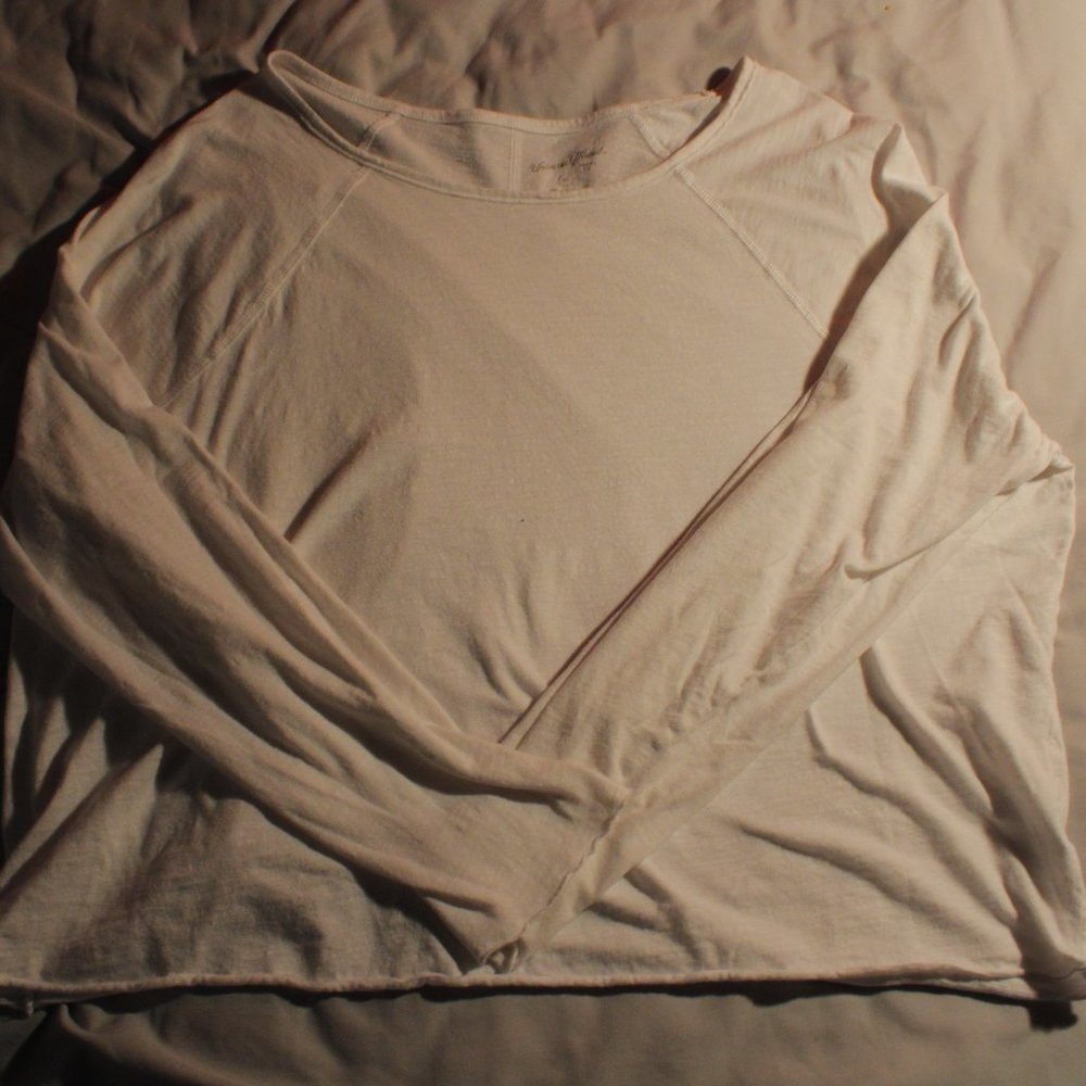 Long Sleeve/ U Neckline T-shirt